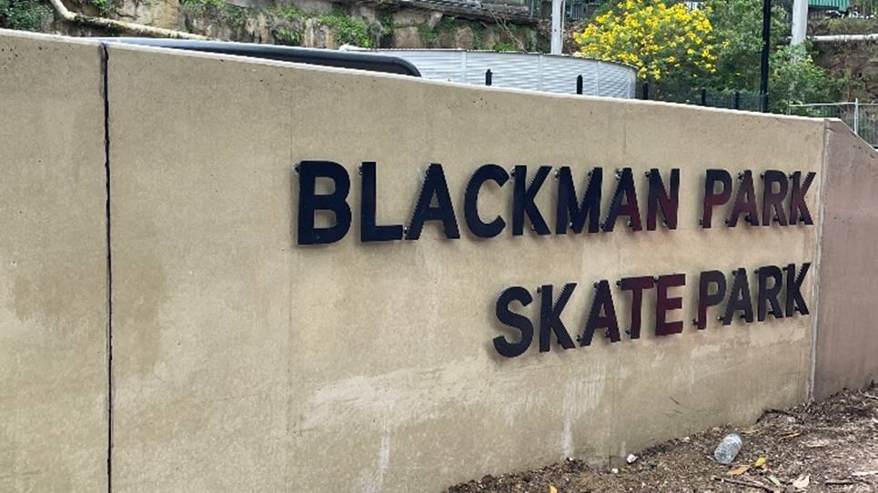 Blackman Park Skate Park signage

Description automatically generated